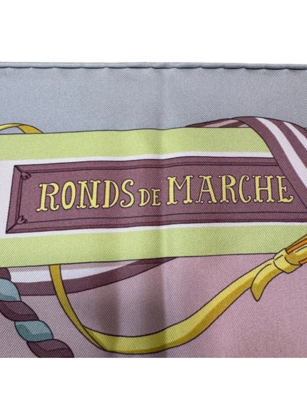 Hermes Carre 90 Ronds de Marche Ring Procession Scarf